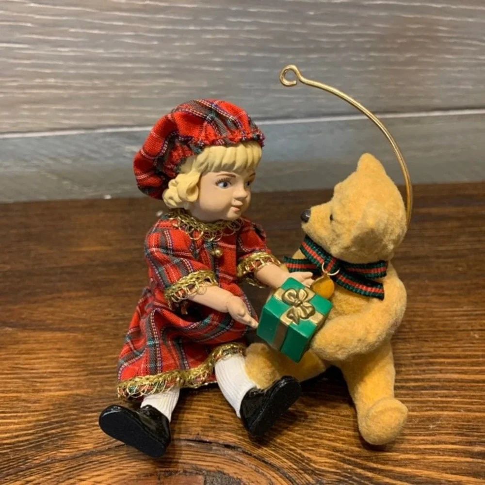 Hallmark Keepsake‎ Ornament 1994 - Picture 3 of 6